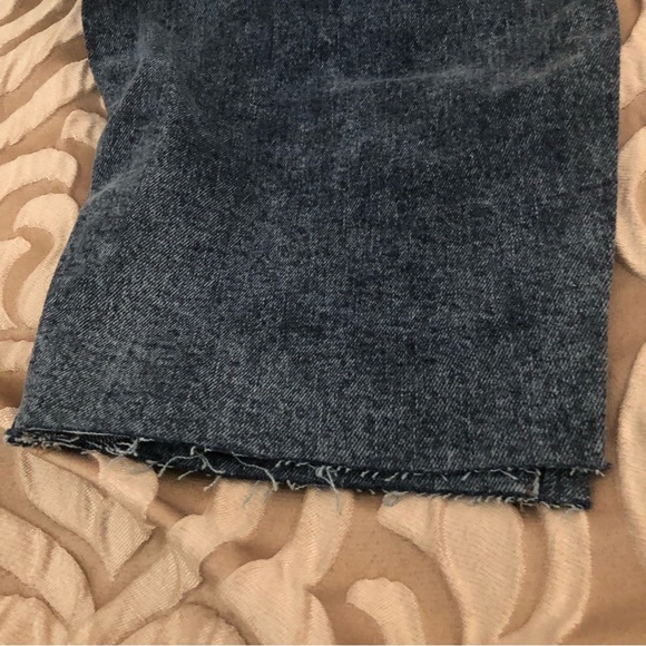 Old Navy OG Straight Leg  High Rise Acid Wash Jeans in size 20 w/ slim pockets - Picture 2 of 7